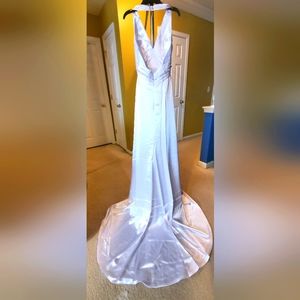 Dere Kiang White Silk Halter Wedding Gown